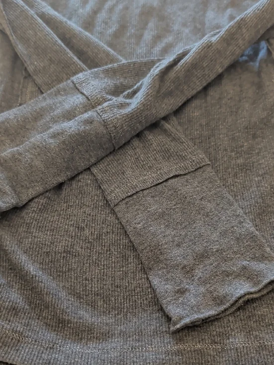Guess Gray Long Sleeve Henley Top - Picture 6 of 6